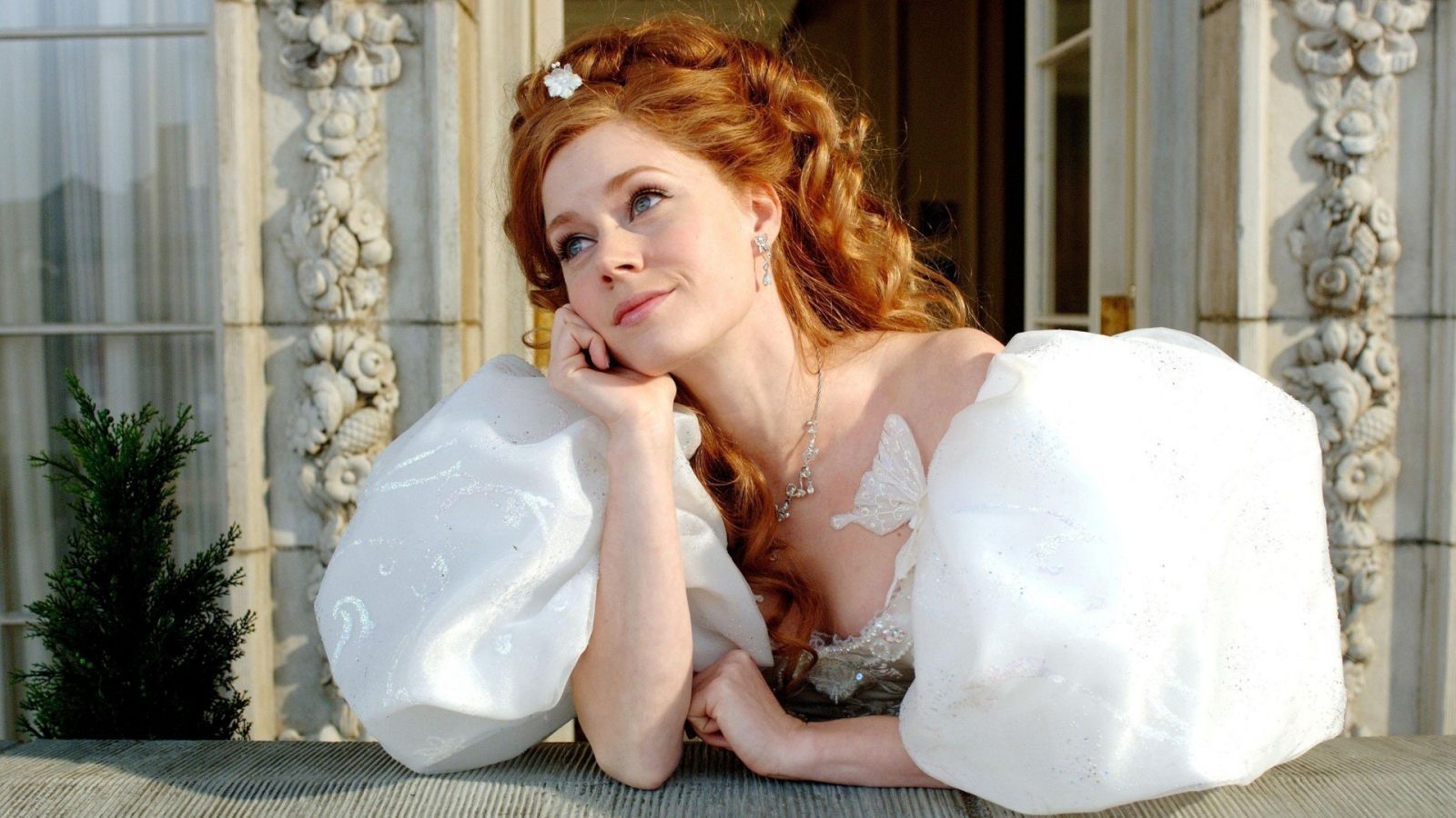 A charming picture of Giselle from Enchanted.