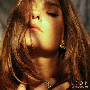 Surround Me LÉON | Album Cover